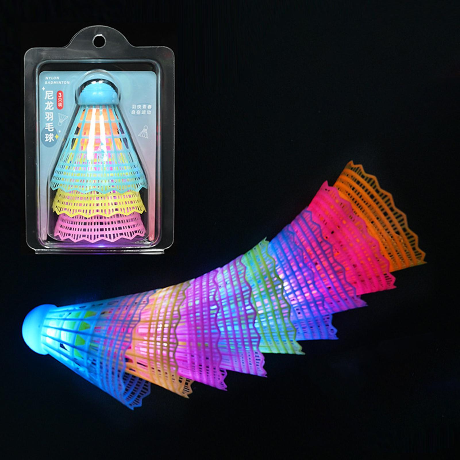 Set di 3 Volani LED Luminosi i - Badminton Nylon Shuttlecock recensione e prezzo