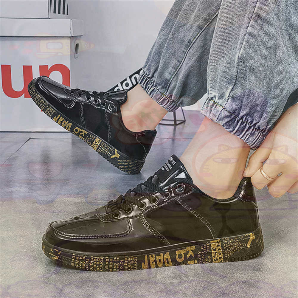 Piede rotondo Taglia 45 Sneake - Badminton News recensione e prezzo